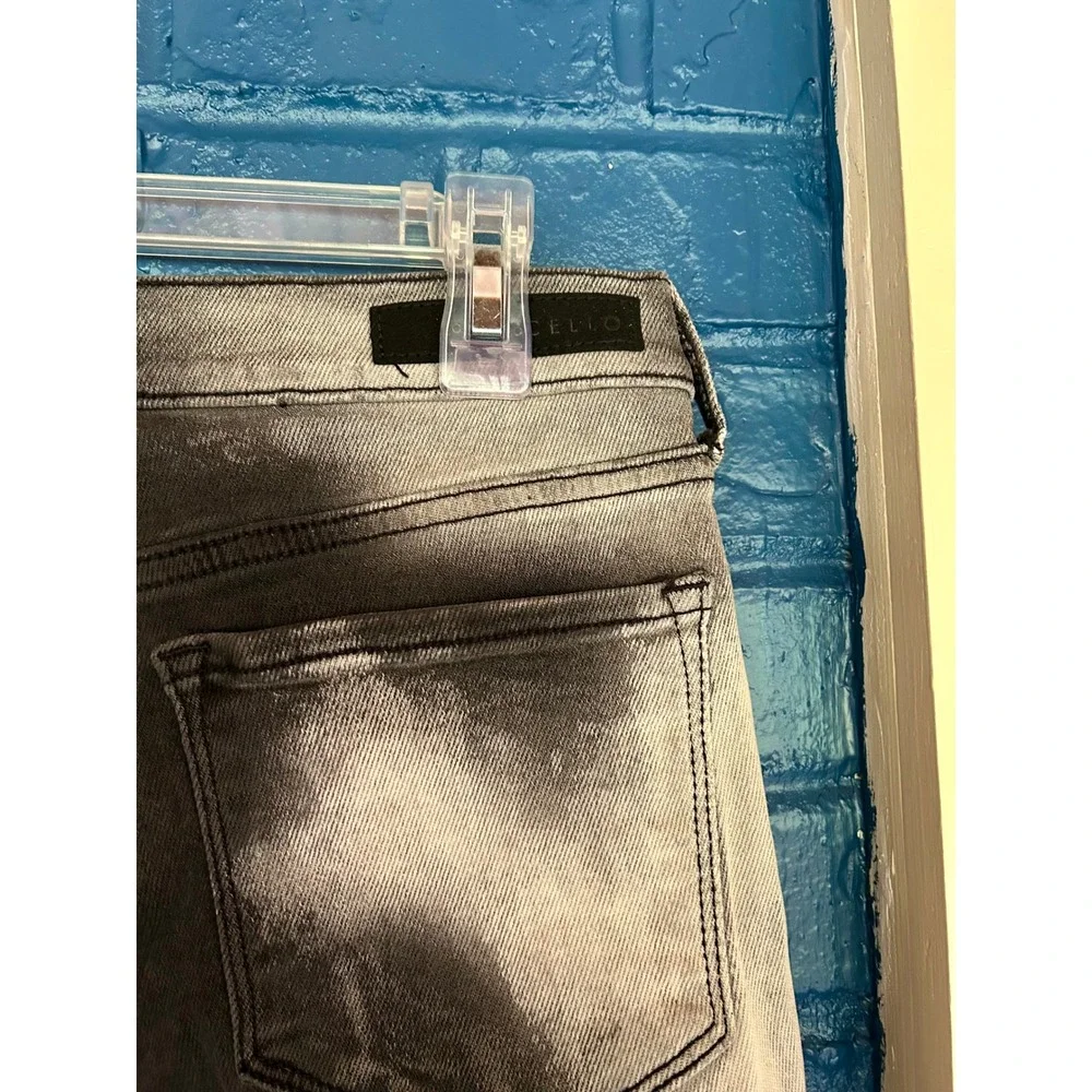 Cello Black Wash‎ High Rise Mom Jeans Distressed Ankle Denim Pants